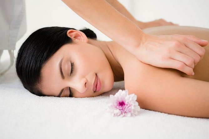 120 minutes Full Body Relaxing Massage + Head Massage + Feet Massage For Couples - What is supplied, and what you should clarify