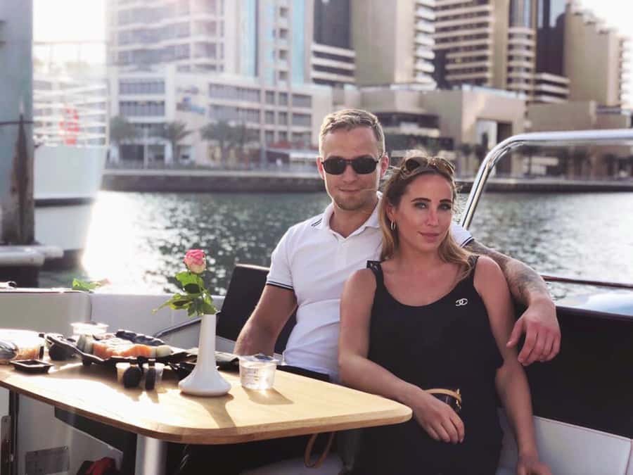 2-Hrs Private Romantic Sunset Cruise with Sushi and Drinks - JBR and the changing sunset views