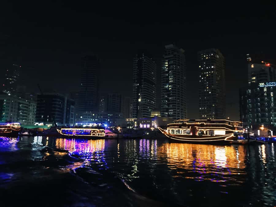 2-Hrs Private Romantic Sunset Cruise with Sushi and Drinks - The captain can shape the whole evening
