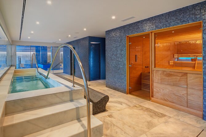 25 Minute Couples Massage with Spa Access - Using the pool and hydrotherapy facilities