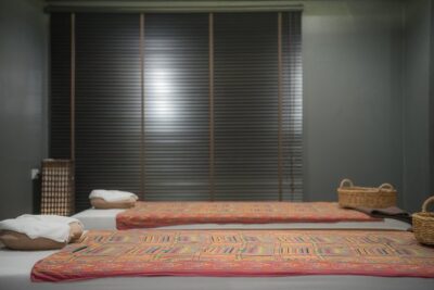 3 Hrs Sweet Couple Honeymoon in The Home – Free Transportation (For 2 Person)