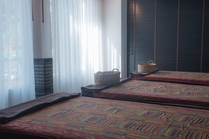 3 Hrs Sweet Couple Honeymoon in The Home - Free Transportation (For 2 Person) - The three-hour treatment, step by step
