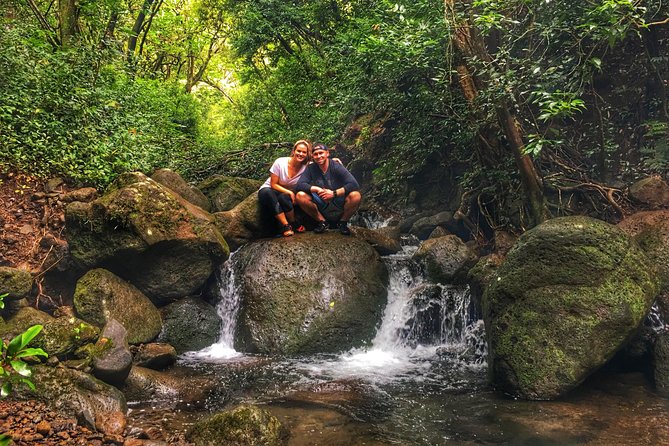 5 Hour Romantic Hawaii Jeep Tour - The guide is part of the experience