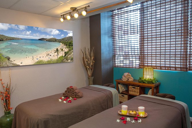 60 Minute Couples Massage - A 60-minute reset in central Honolulu