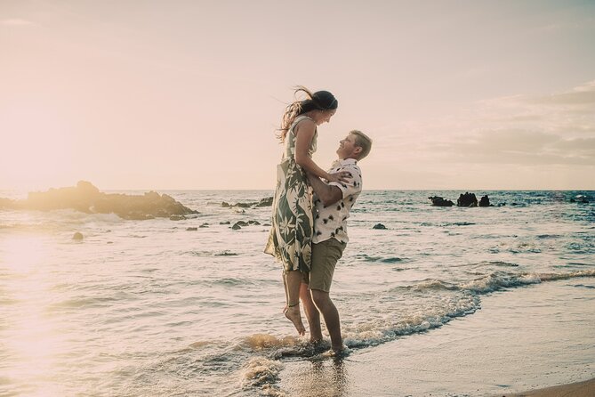 A Romantic Photoshoot for 2 in Maui - The $49 price needs one careful calculation