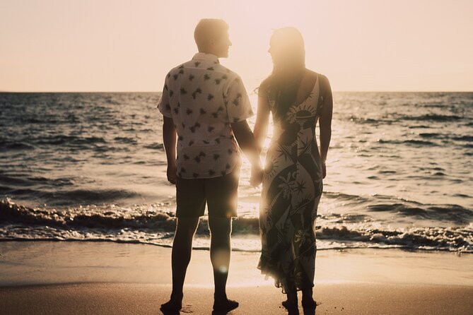 A Romantic Photoshoot for 2 in Maui - What the photographs may feel like