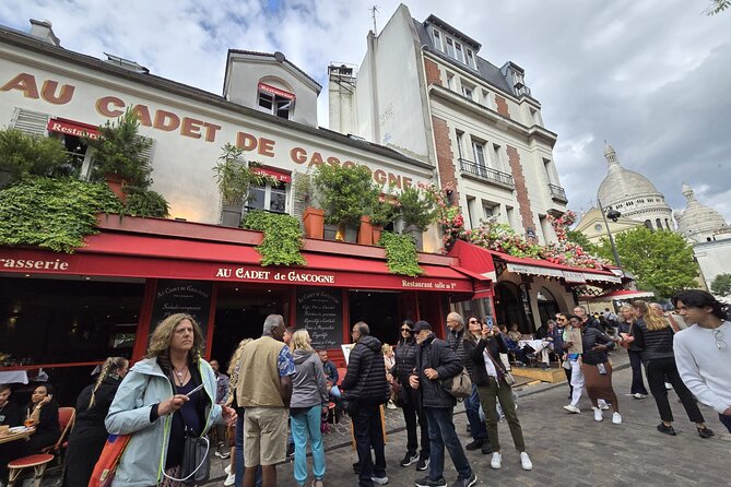 A Tapestry of Art and Romance in Montmartre - Why this short Montmartre walk works