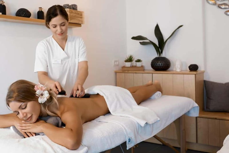 Akrotiri: Aromatherapy Couples Massage - Booking details worth knowing