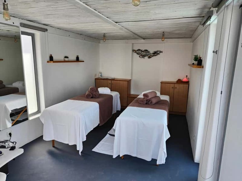 Akrotiri: Aromatherapy Couples Massage - Is $247 good value for two?