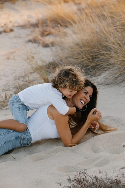 Algarve: 1 hour Couple & Family Photoshoot - Key points at a glance