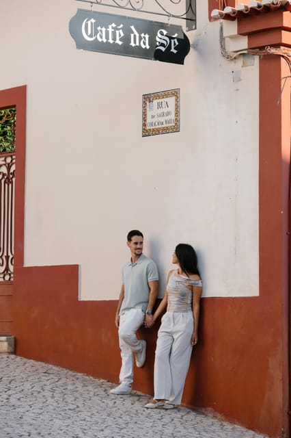 Algarve: 1 hour Couple & Family Photoshoot - Who will enjoy this experience most?