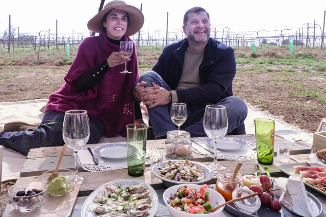 Algarve Romantic Vineyard Picnic in Carvoeiro - Practical booking advice for a smooth evening