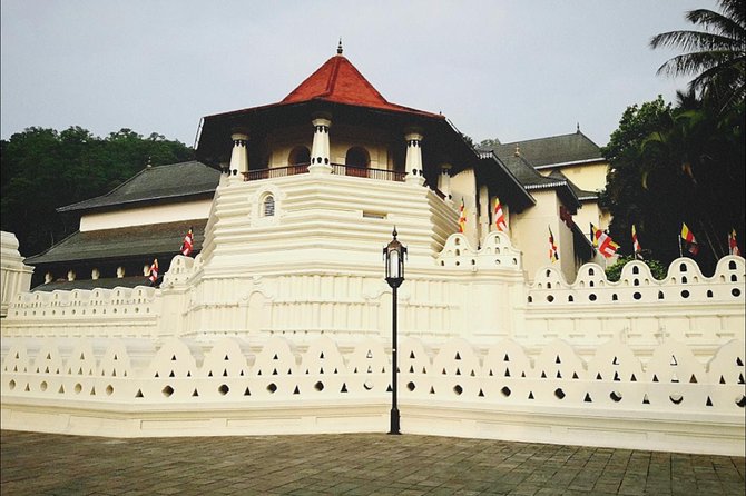 All in one Sri lanka 7nights 8 days for couple price - A private Sri Lankan route for two