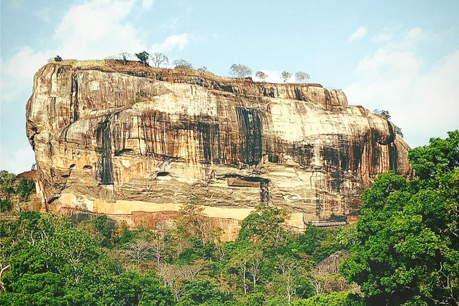 All in one Sri lanka 7nights 8 days for couple price - Colombo works best as a beginning or ending point