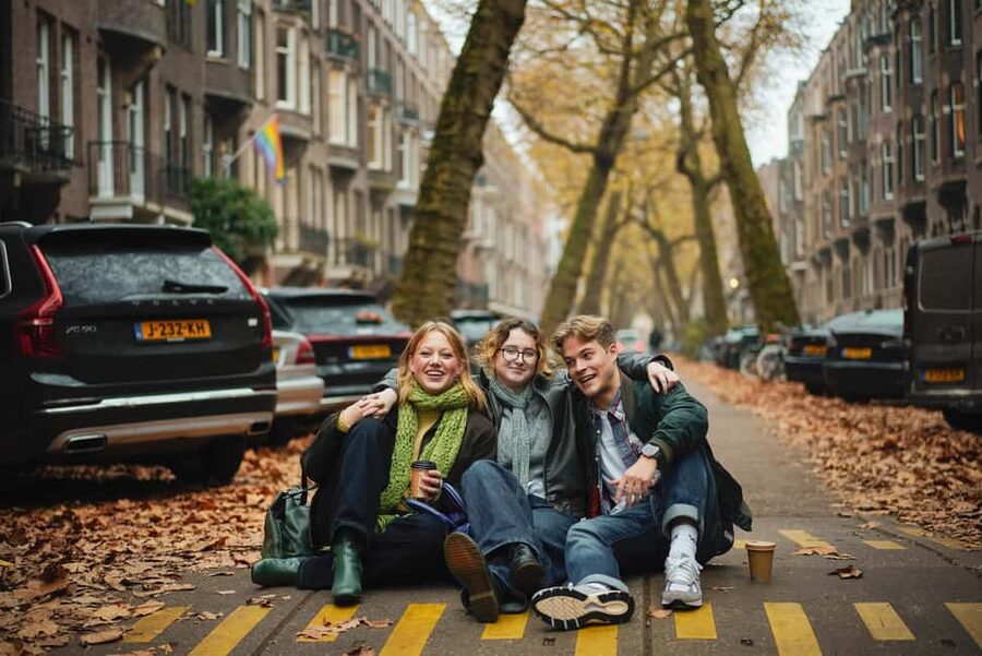 Amsterdam: Private Photoshoot for Couple, Family, or Solo - What the edited photo delivery includes