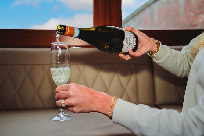 Amsterdam: Romantic Canal Cruise with Optional Bubbles & Bites - The Amstel and the eastern city center