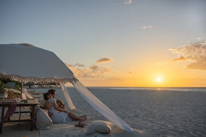 Aruba Eagle Beach Romantic Sunset Picnic in a Luxury Cabana - Two hours timed around Aruba’s sunset