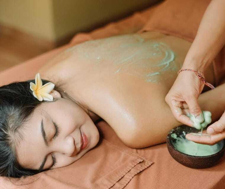 Bali: Jimbaran Bay Romantic Spa and Seafood Sunset Dinner - Who should book this private evening?