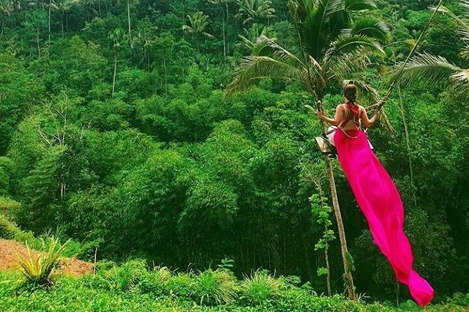 Bali romantic floating breakfast - jungle swing - monkey forest - Ubud art shop. - Floating breakfast at Bali Pulina Coffee Plantation