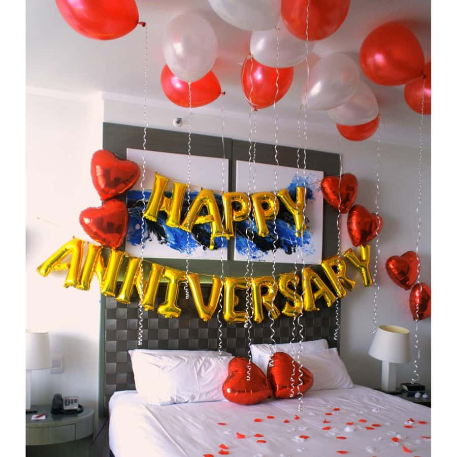 Bali: ROOM DECORATION FOR BIRTHDAY OR ANNIVERSARY OCCASION - What the Bali room decoration service actually provides