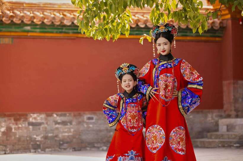 Beijing: Hanfu Experience & Photo Shoot – Family & Couples - Choosing Your Hanfu Costume