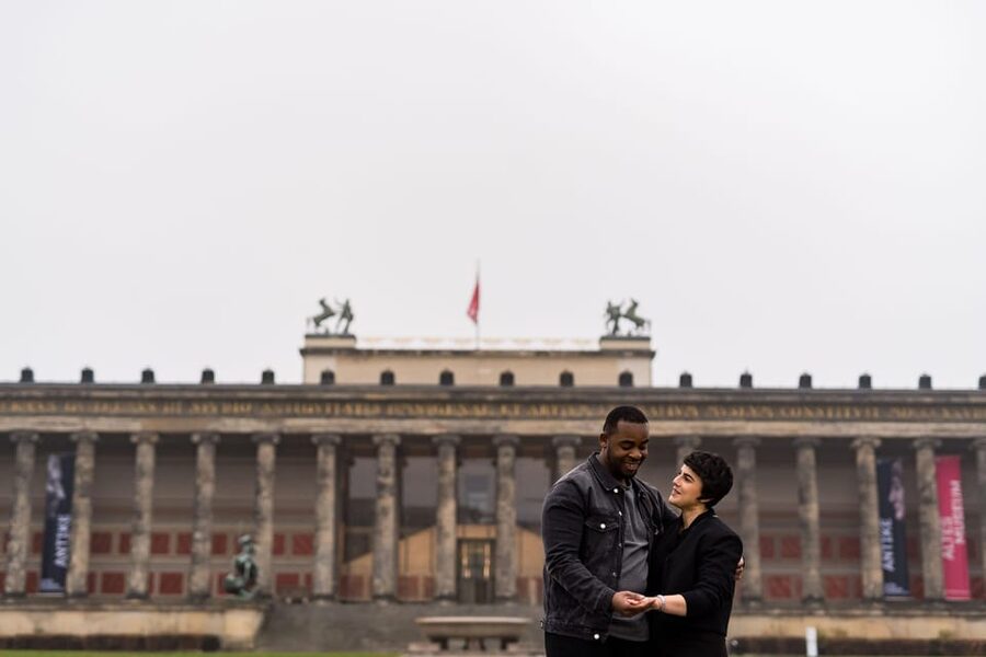 Berlin Love Story: Surprise Proposal Photography Session - Practical details that affect your choice