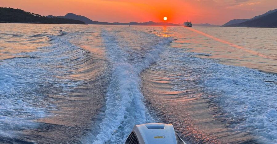 Blue&Green caves,beach Sunj with drinks - Leaving Dubrovnik by speedboat
