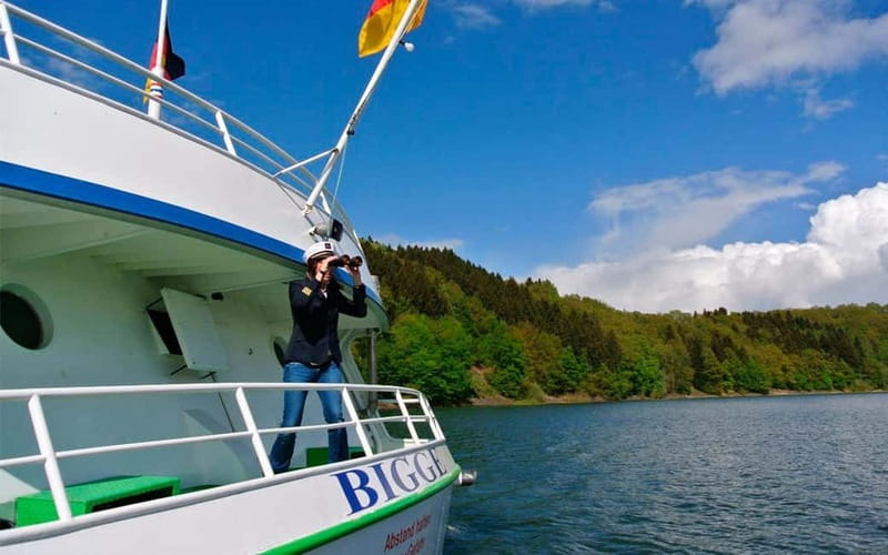 Boat trip on the Biggesee: lake romance in the Sauerland mountains! - Biggedamm Attendorn: the second possible landing