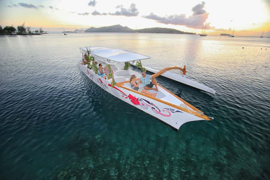Bora Bora: Combo Sunset Cruise & Romantic Dinner at St James - Key points to know before booking