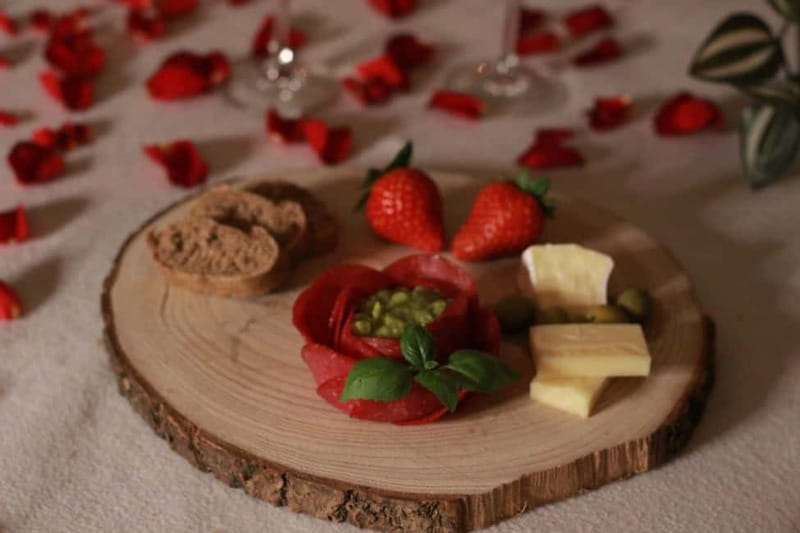 BUDAPEST, Day Spa : Couples Massage with Roses Bubble Bath - Key things to know before booking