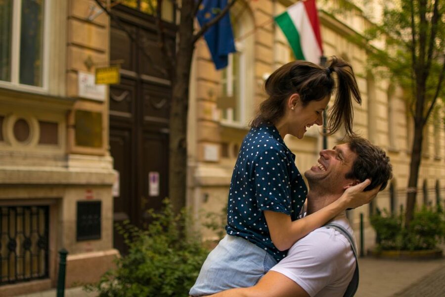 Budapest: Proposal Photos at enchanting Fisherman's Bastion - Weather, timing, and the main limitations