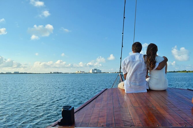 Cancun Romantic Lobster Dinner at Lagoon (sunset and night) - Timing, clothing, and other practical details