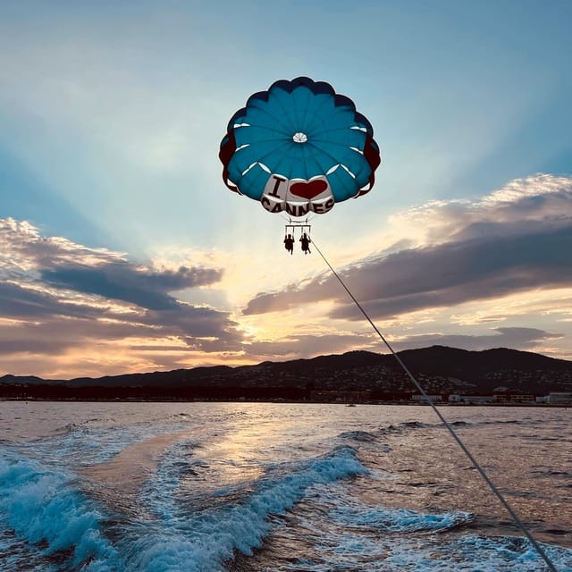 Cannes: Parasailing Experience for Couples, Family & Friends - What the 10-minute flight is really like