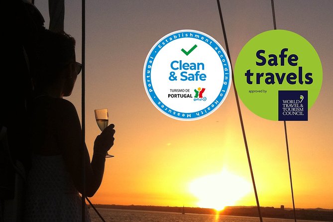 Cascais Romantic Luxury Private 2h Cruise with sparkling wine - Leaving Cascais Marina