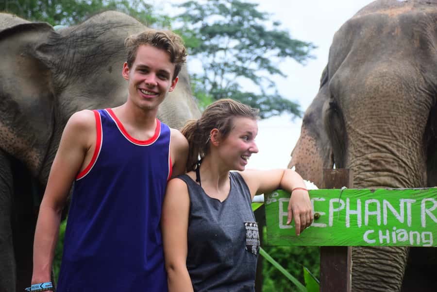 Chiang Mai: Private Elephant Care Experience for Couples - Mud, water, and elephant skin care