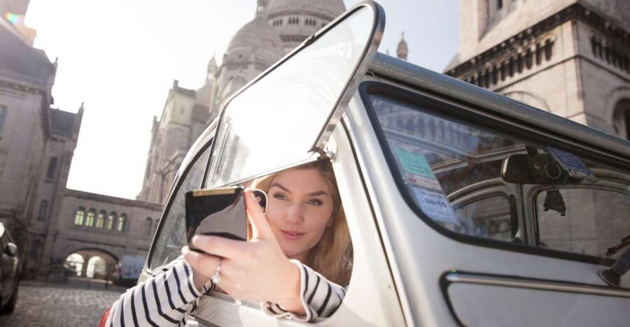 Classic, Romantic Paris: 3-Hour Vintage 2CV Tour - The classic route from the Arc de Triomphe to the Eiffel Tower