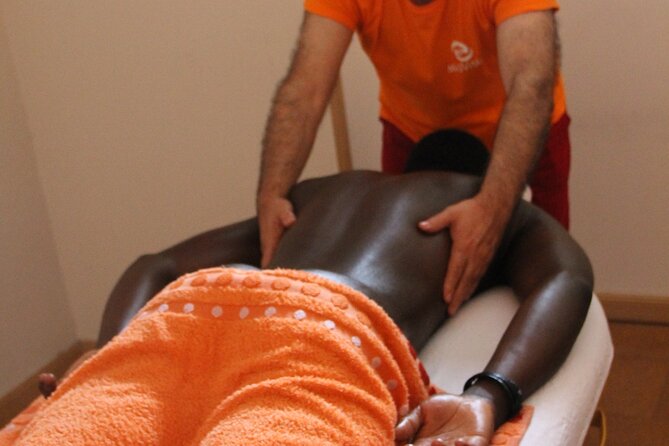 Couple Massage: 1 hour - The room, oils, and small comforts