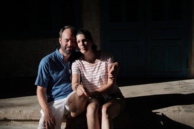 Couple Photoshoot in Ancient Town of Hoi An with Highlight Reel - Should you book the Hoi An photoshoot?