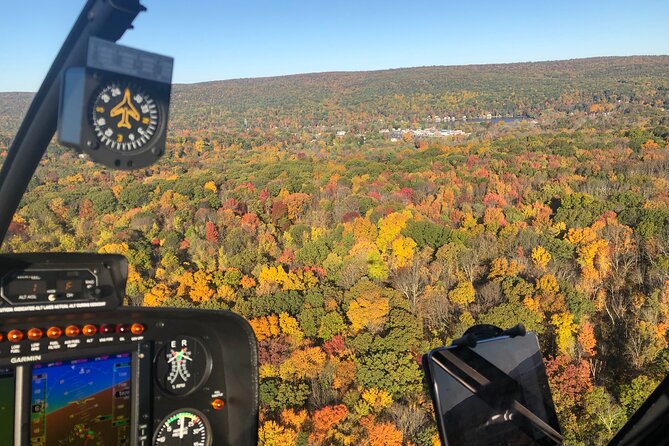 Couple's Private Hudson Valley Fall Foliage Helicopter Tour from Westchester - Key points to know before booking