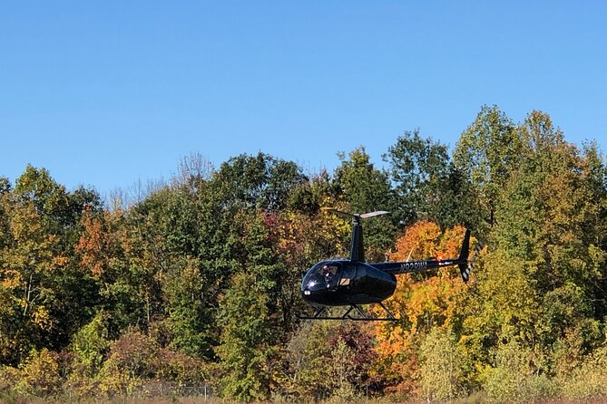 Couple's Private Hudson Valley Fall Foliage Helicopter Tour from Westchester - The price makes more sense for two people