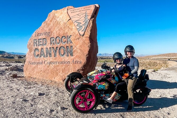 Couples Private Guided Red Rock Canyon Tour On A CanAm Trike - Red Rock Overlook and the first desert views