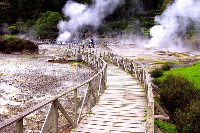 Couples PRIVATE Hybrid 4X4 Tour - Furnas (Inc Hot Springs and 3 Course Lunch) - Two hours at Terra Nostra’s warm mineral pool