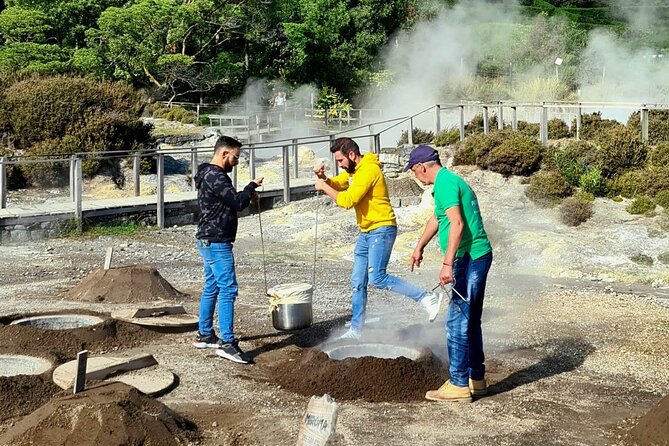 Couples PRIVATE Hybrid 4X4 Tour - Furnas (Inc Hot Springs and 3 Course Lunch) - Gorreana Tea Plantation, if the clock allows
