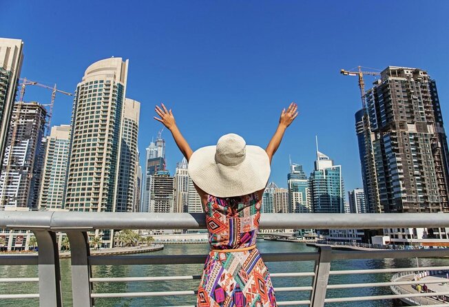 Dubai Marina 2-Hour Romantic Cruise Dinner - Quick points to know