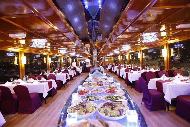 Dubai Marina 2-Hour Romantic Cruise Dinner - Setting out from Dubai Marina at 8 p.m.