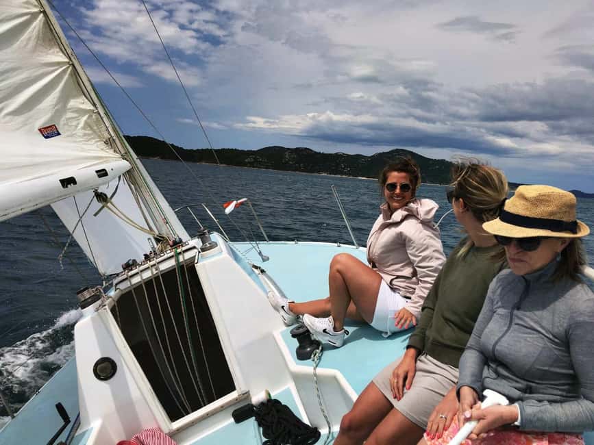 Dubrovnik : Romantic Group Sunset Tour to Old Town&Elafity - Waiting for sunset on ZaraBella