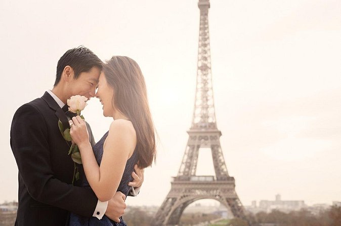 Eiffel Tower Surprise Proposal Engagement - Photos after the proposal