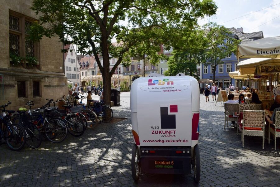Erfurt: Romantic Rickshaw Tour For Two - Who will enjoy this ride most?