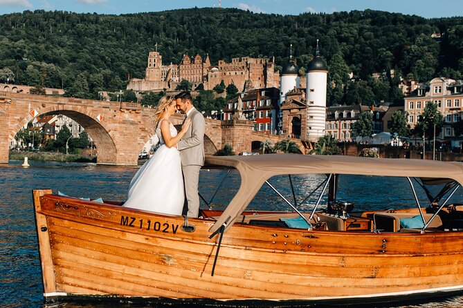 Exclusive private boat trip for couples in Heidelberg - Starting at the Kongresshaus and Neckarstaden