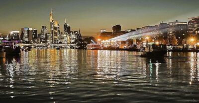 Private Romantic Skyline Boat Tour